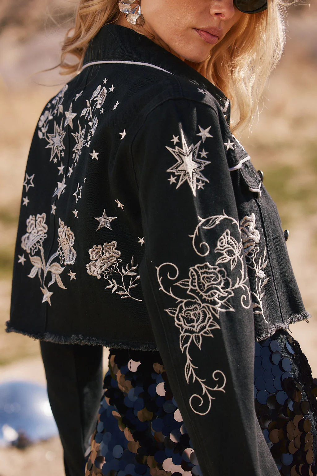 Gracelyn Black Embroidered Cropped Jacket - Image 5