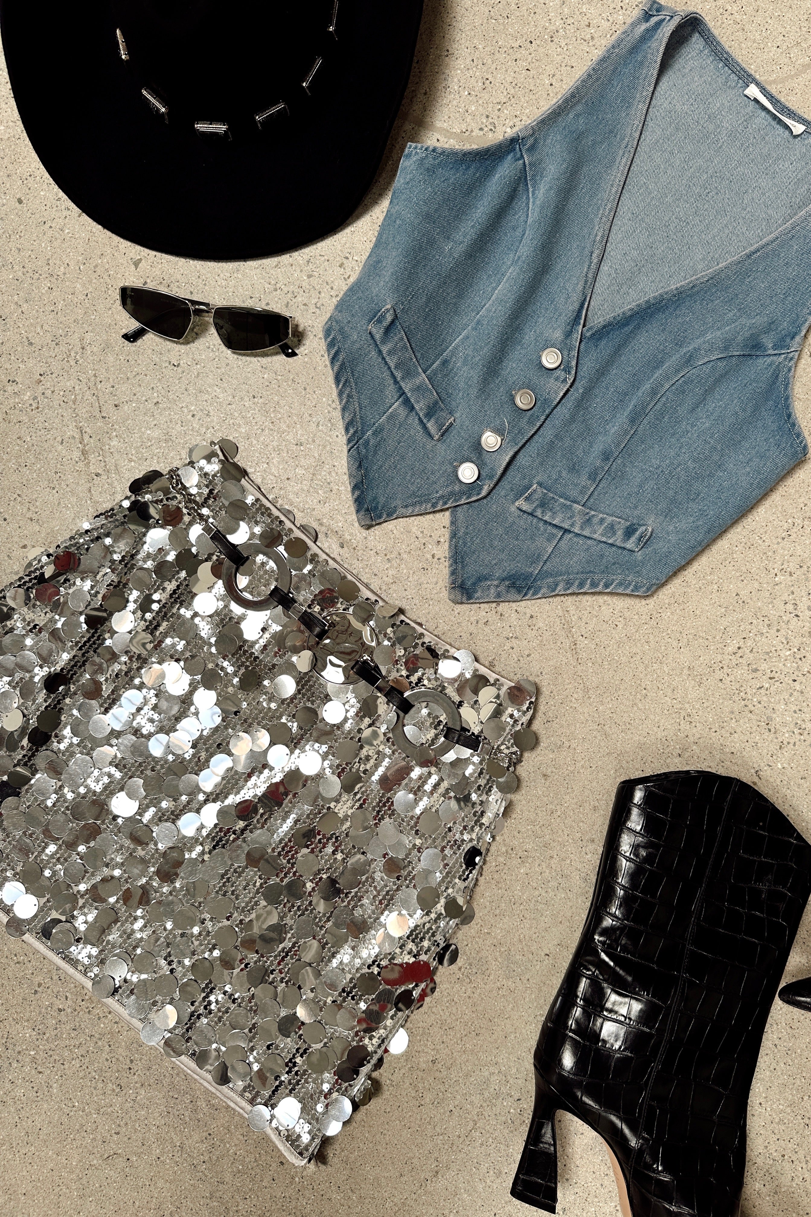 Sadie Silver Disco Sequin Mini Skirt - Image 4
